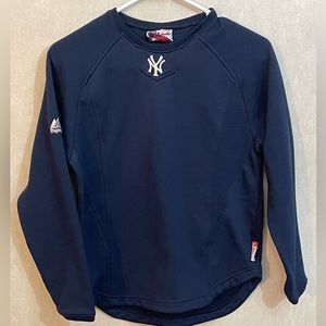 Majestic Authentic NY Yankees Therma Base Long Sleeve Crew Neck Pullover